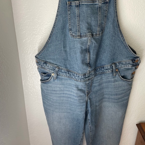 Isabel Maternity Denim Overalls Size 8 - Picture 3 of 9